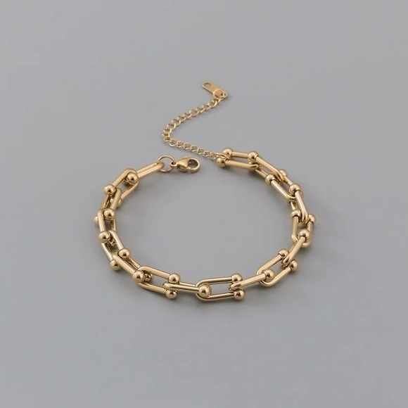 Jewelry - Gold Hardwear Small U Link Bracelet